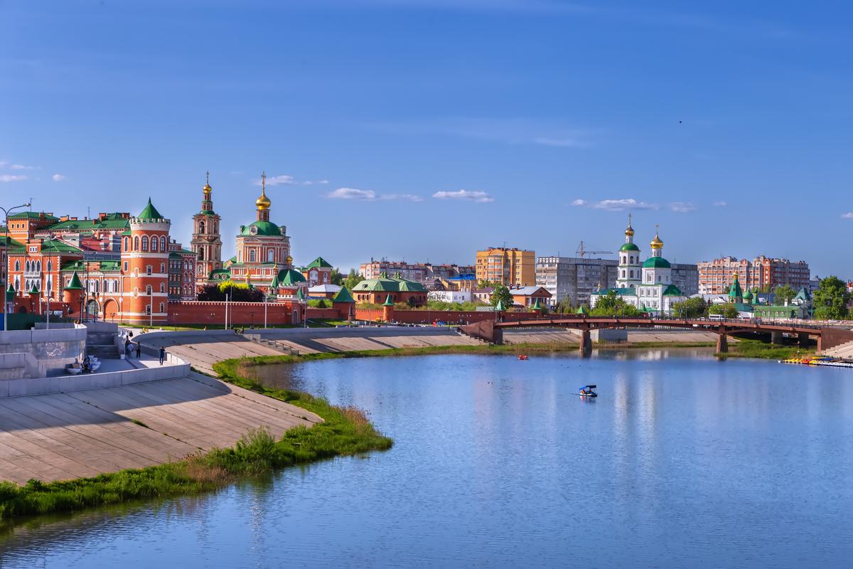 Воскресенская набережная