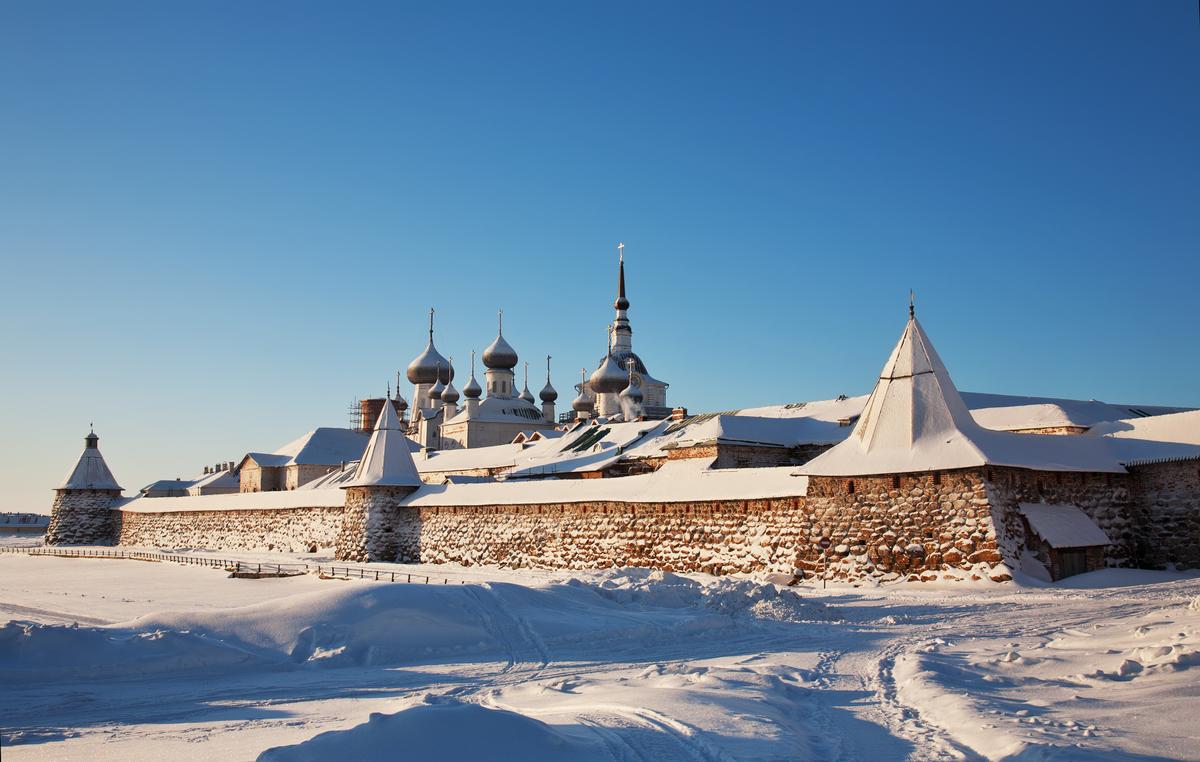 Соловецкий монастырь зимой