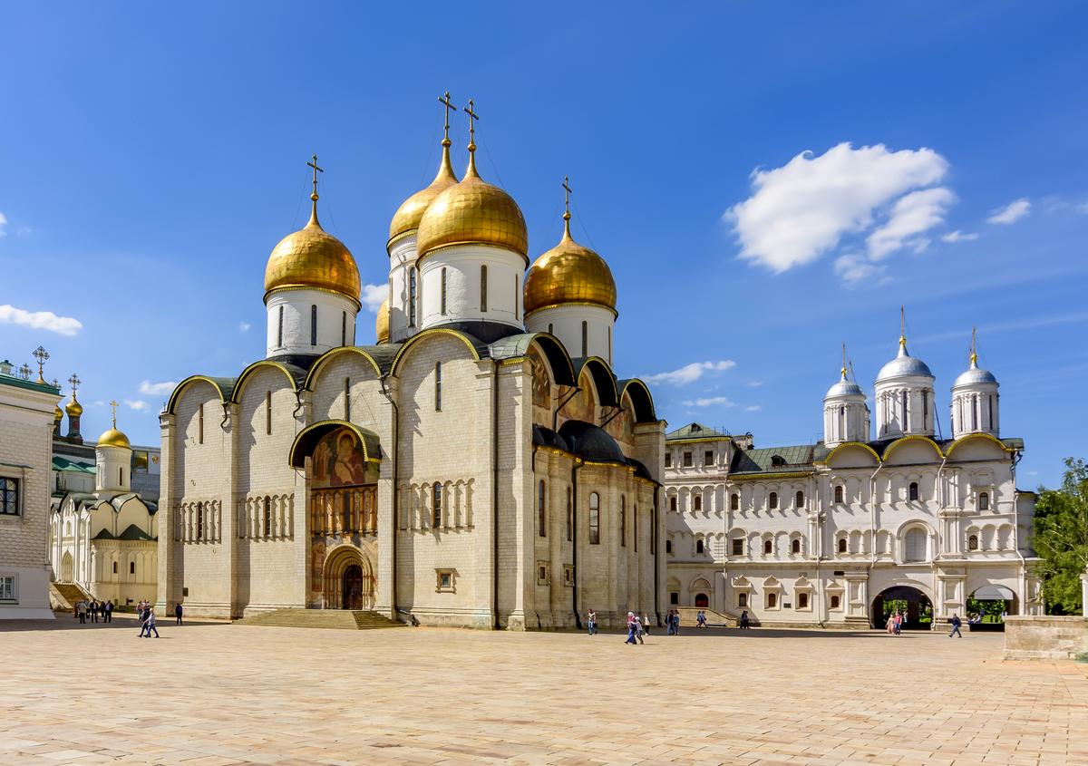 Соборная площадь Московского Кремля