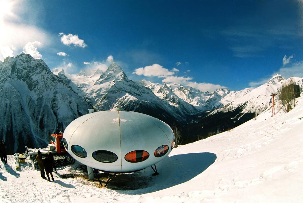 Отель в виде «Тарелки» на Домбае