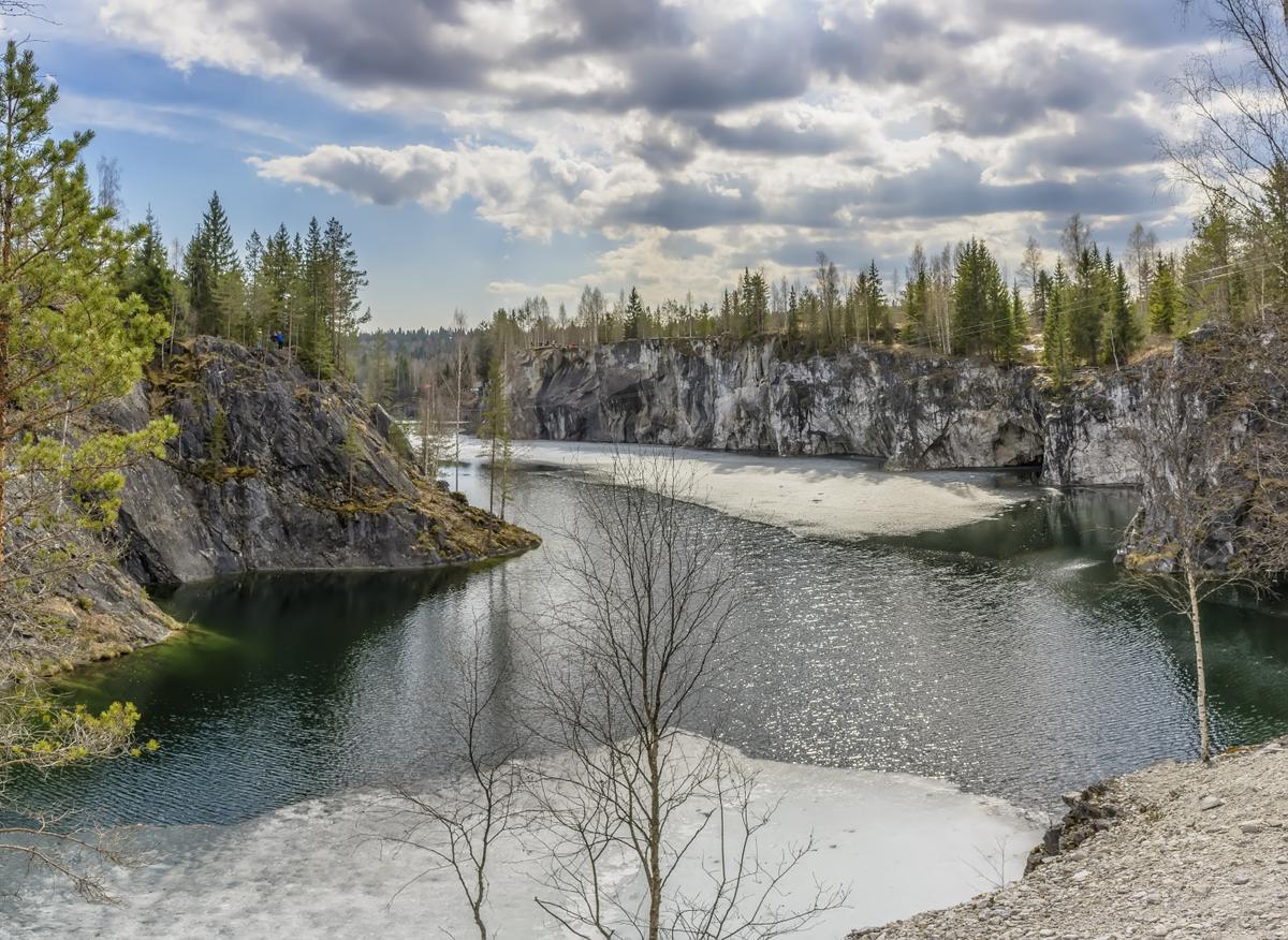 Каньон Рускеала весной