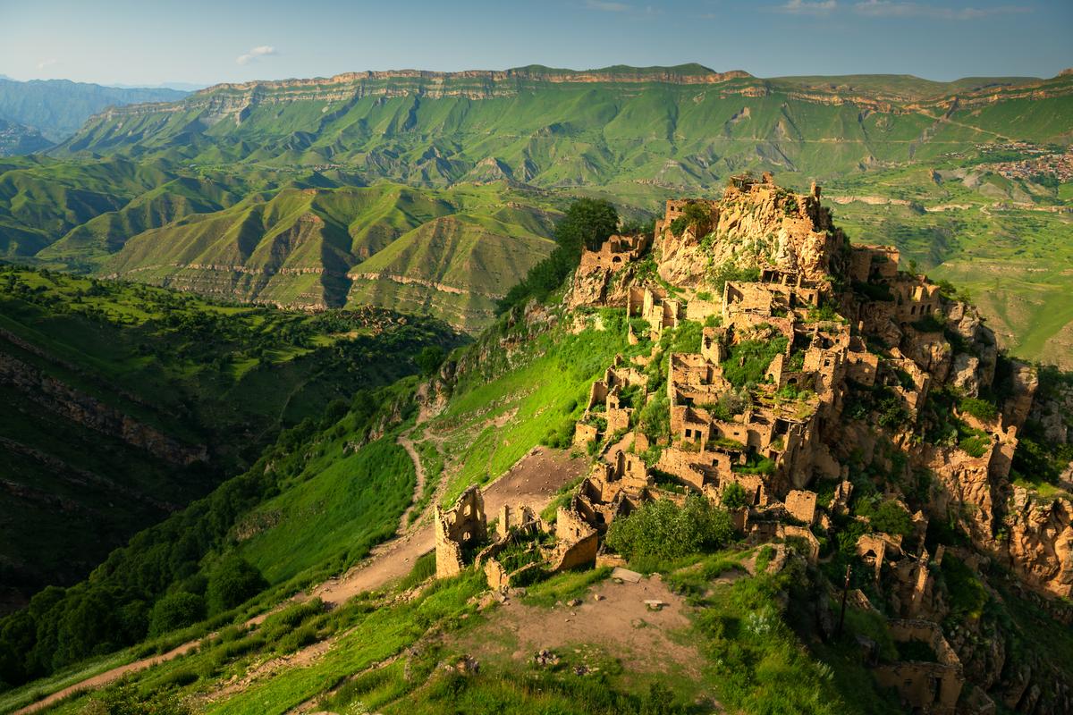 Заброшенное село Гамсутль