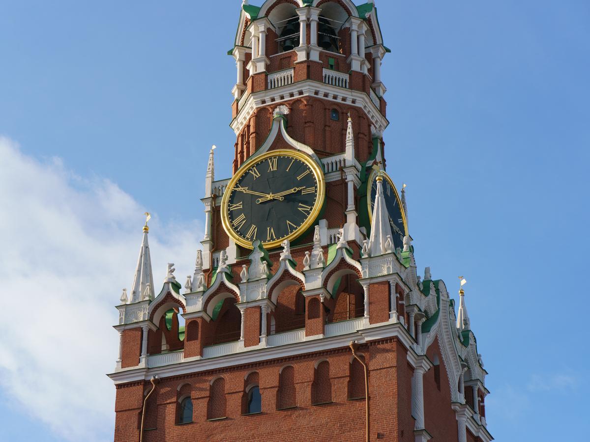Куранты на Спасской башне