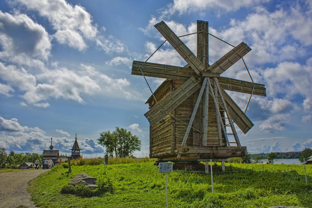 Мельница на острове Кижи