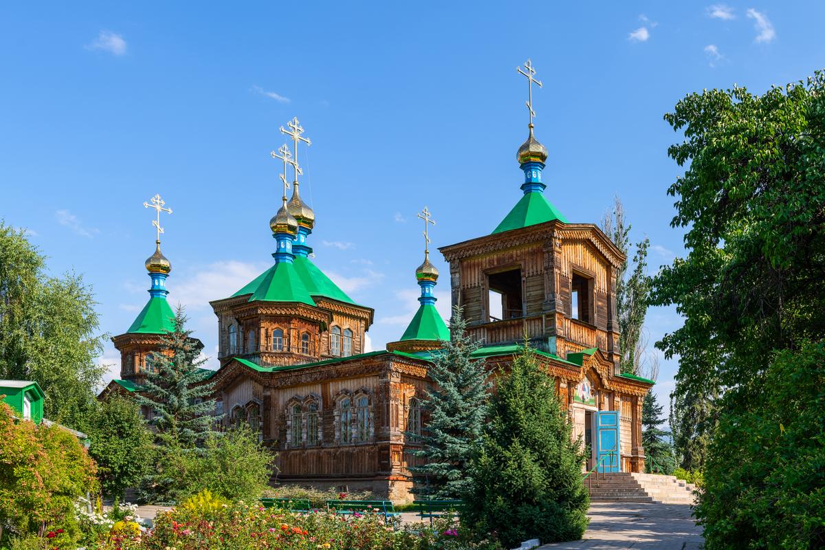 Свято-Троицкий собор в Караколе