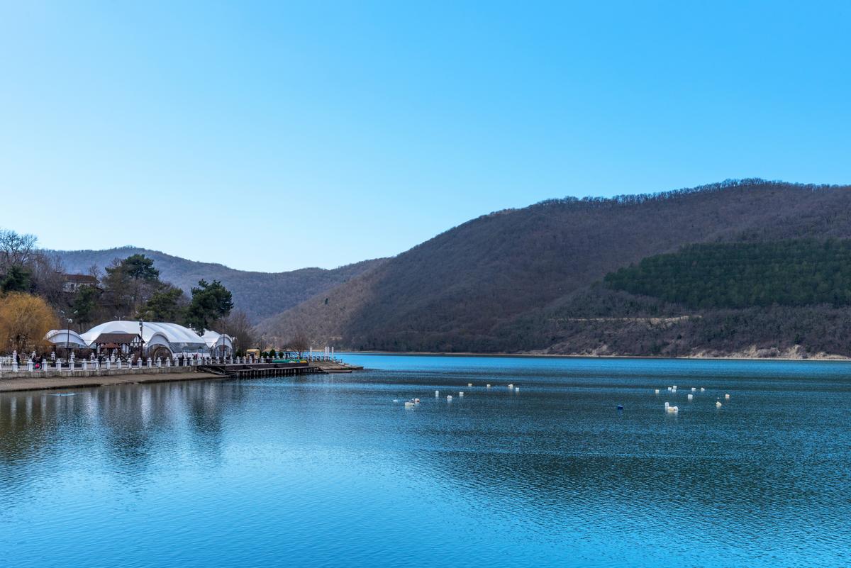 Абрау-Дюрсо