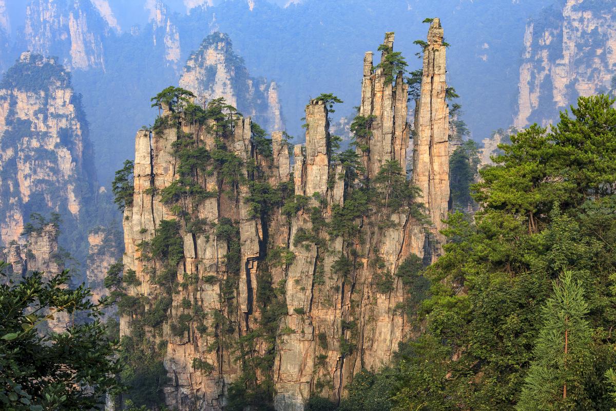 Вид на пик Юби