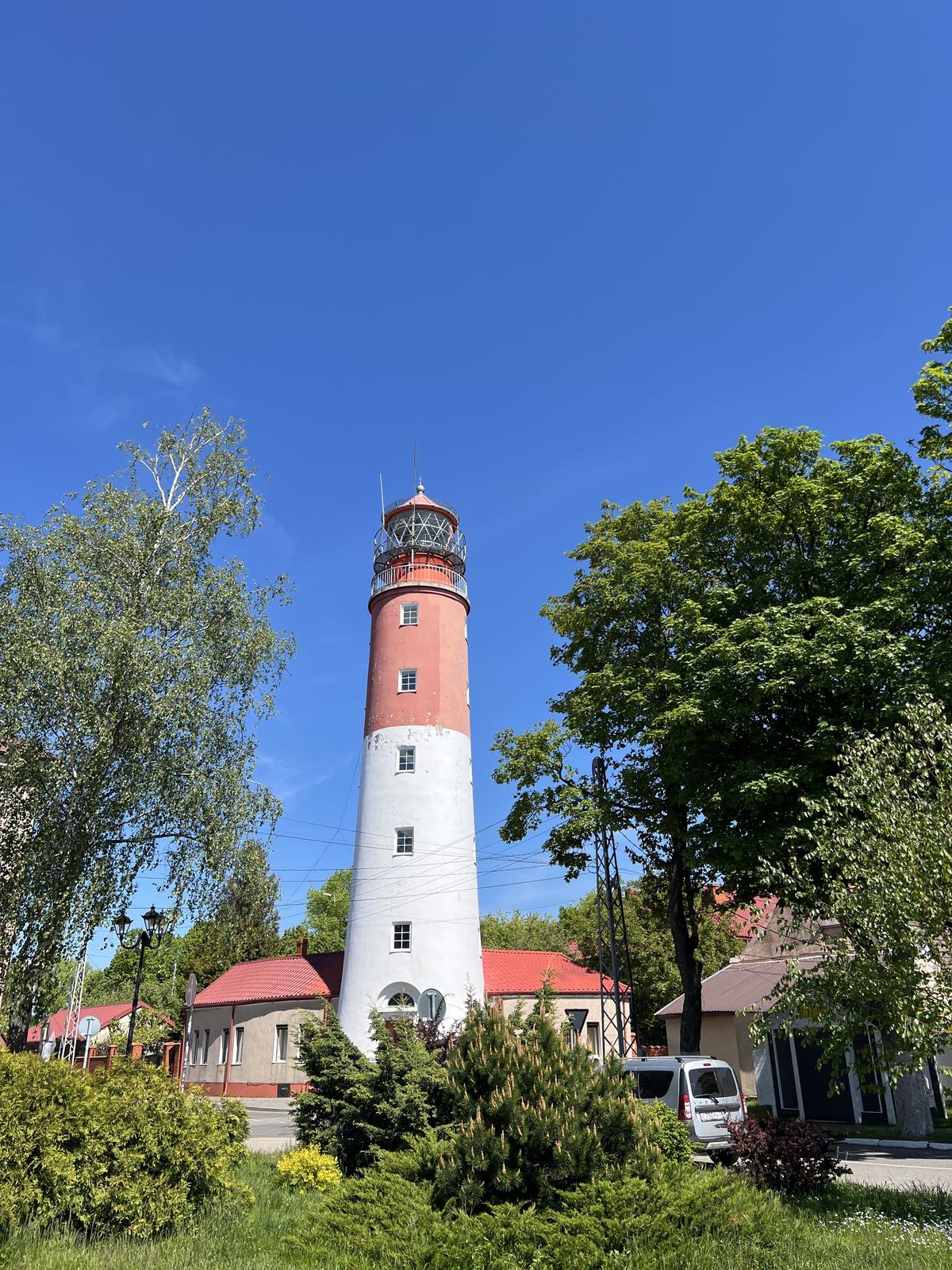 Ескі бейнелердегі орыс лесбияндары Іш киімдегі тамаша брюнетка