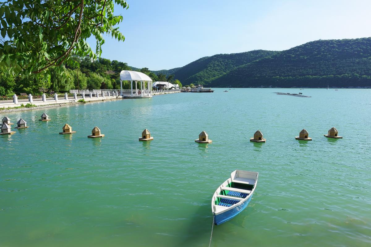 Озеро Абрау в Краснодарском крае