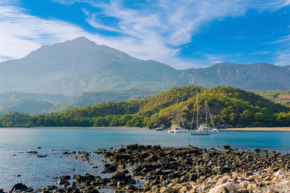 Вид на Южную гавань древнего города Фазелис