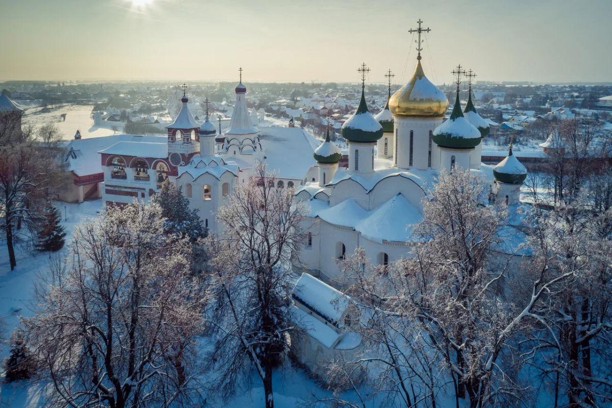 Железнодорожные туры по Золотому кольцу: ЖД экскурсии на круизном поезде 2024—2025, цены