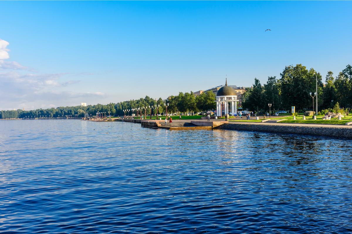 Онежская набережная в Петрозаводске