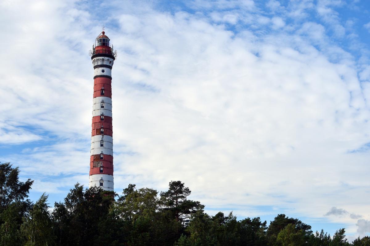 Маяк на Ладожском озере