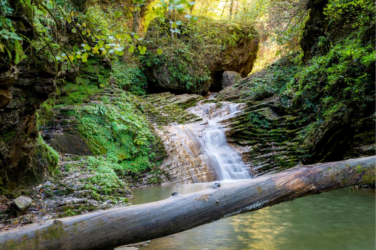 Водопад Руфабго