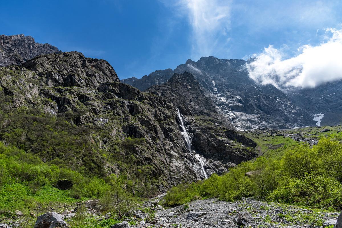 米达格拉宾斯基耶瀑布