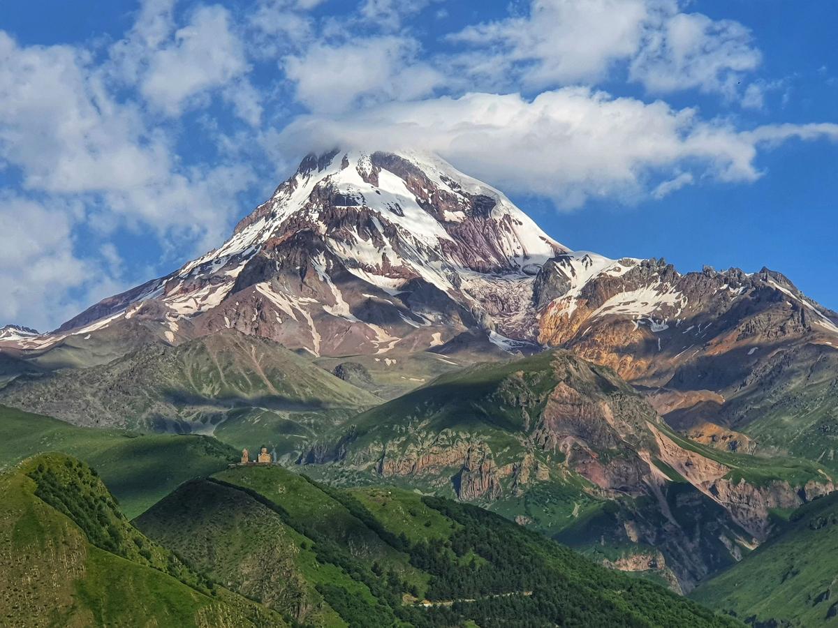 Гора Казбек