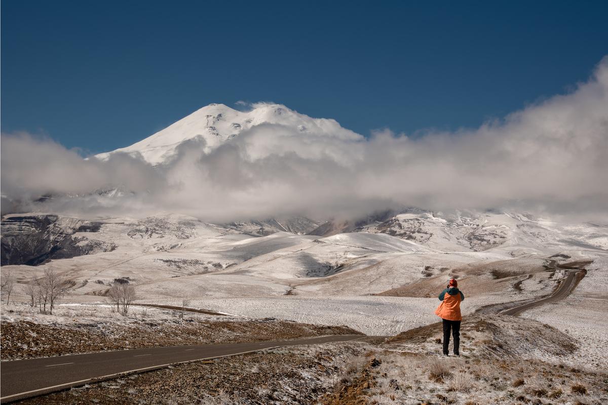 Пейзаж зимнего Эльбруса