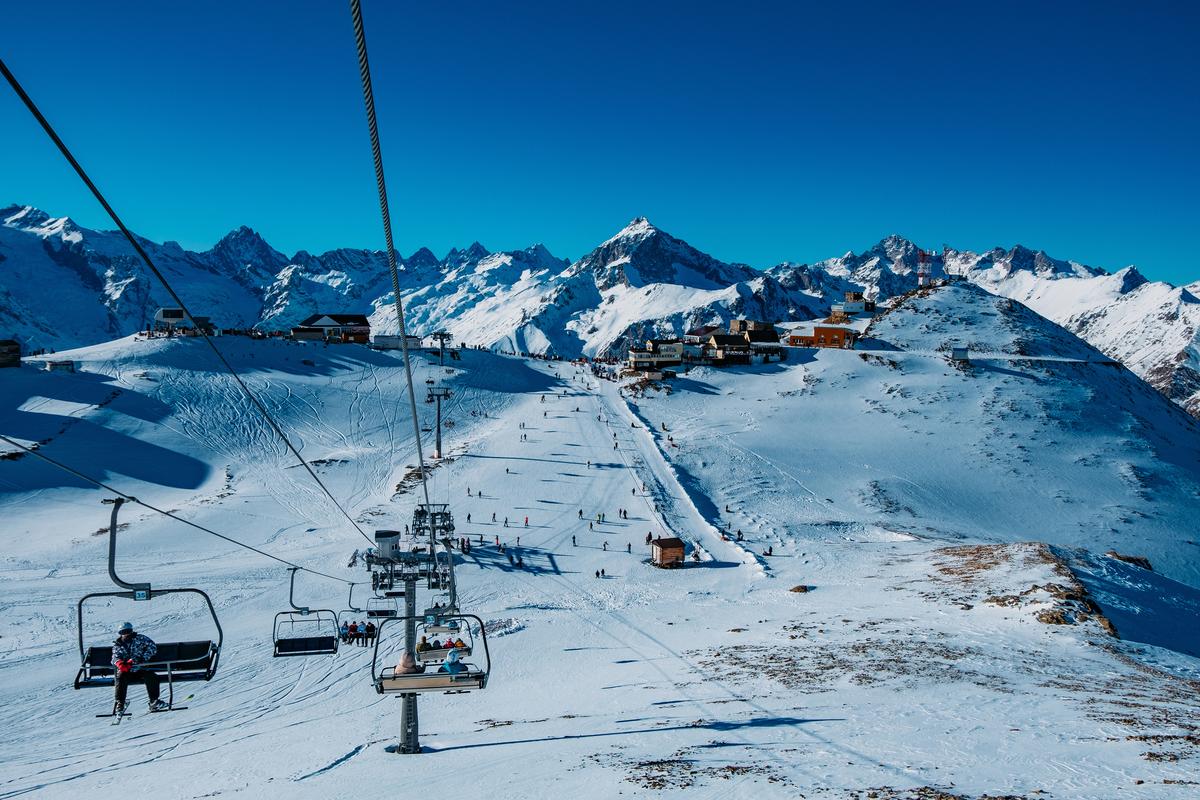 Горнолыжный курорт, Домбай