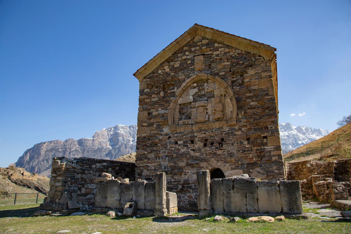 Древнейший храм Тхаба-Ерды в Ингушетии