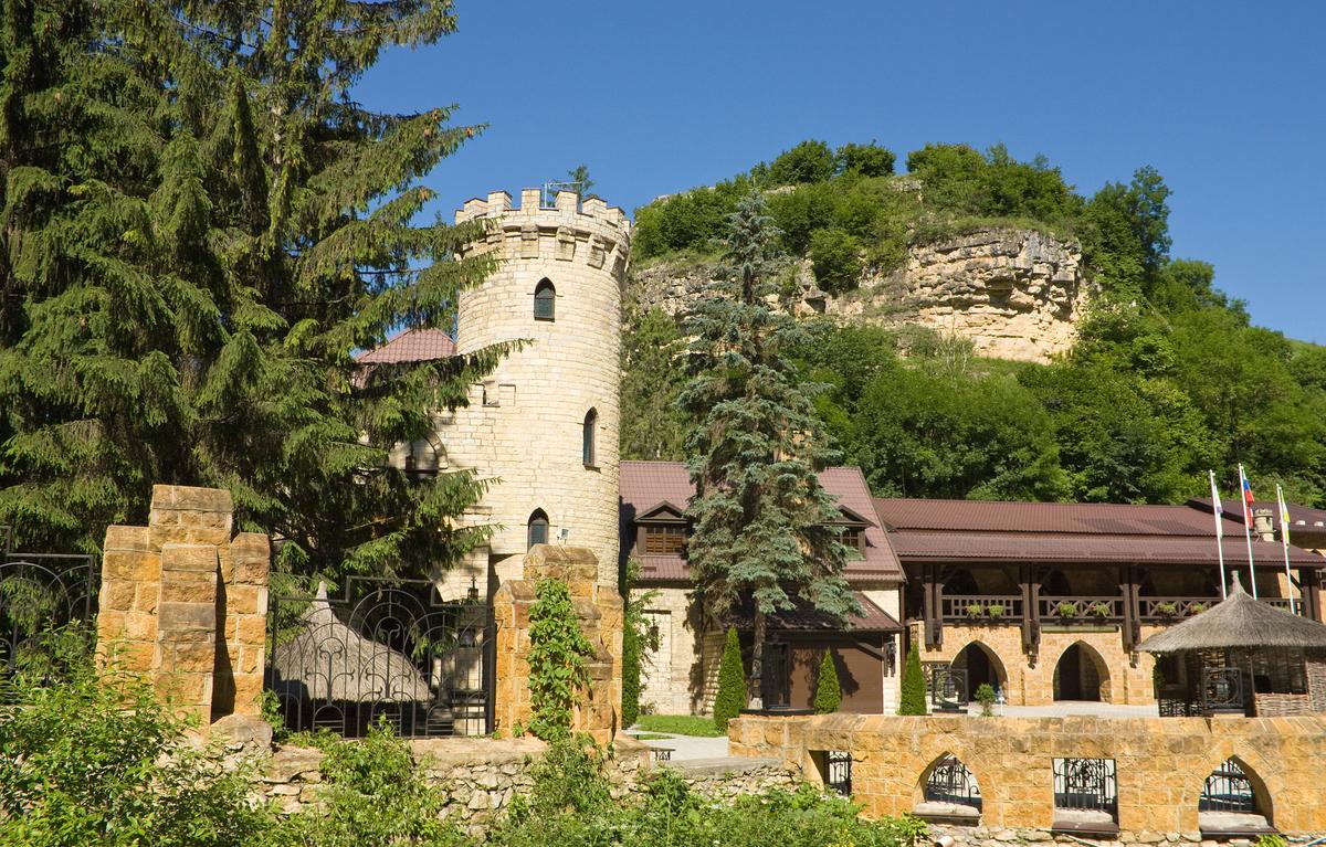 Замок коварства и любви