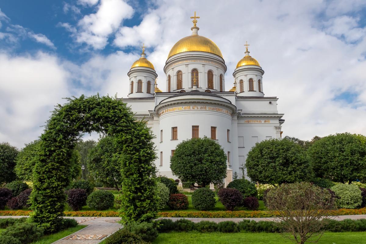 Ново-Тихвинский монастырь