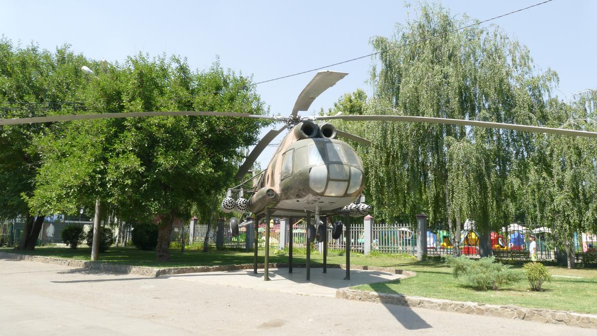 Памятник военному вертолету