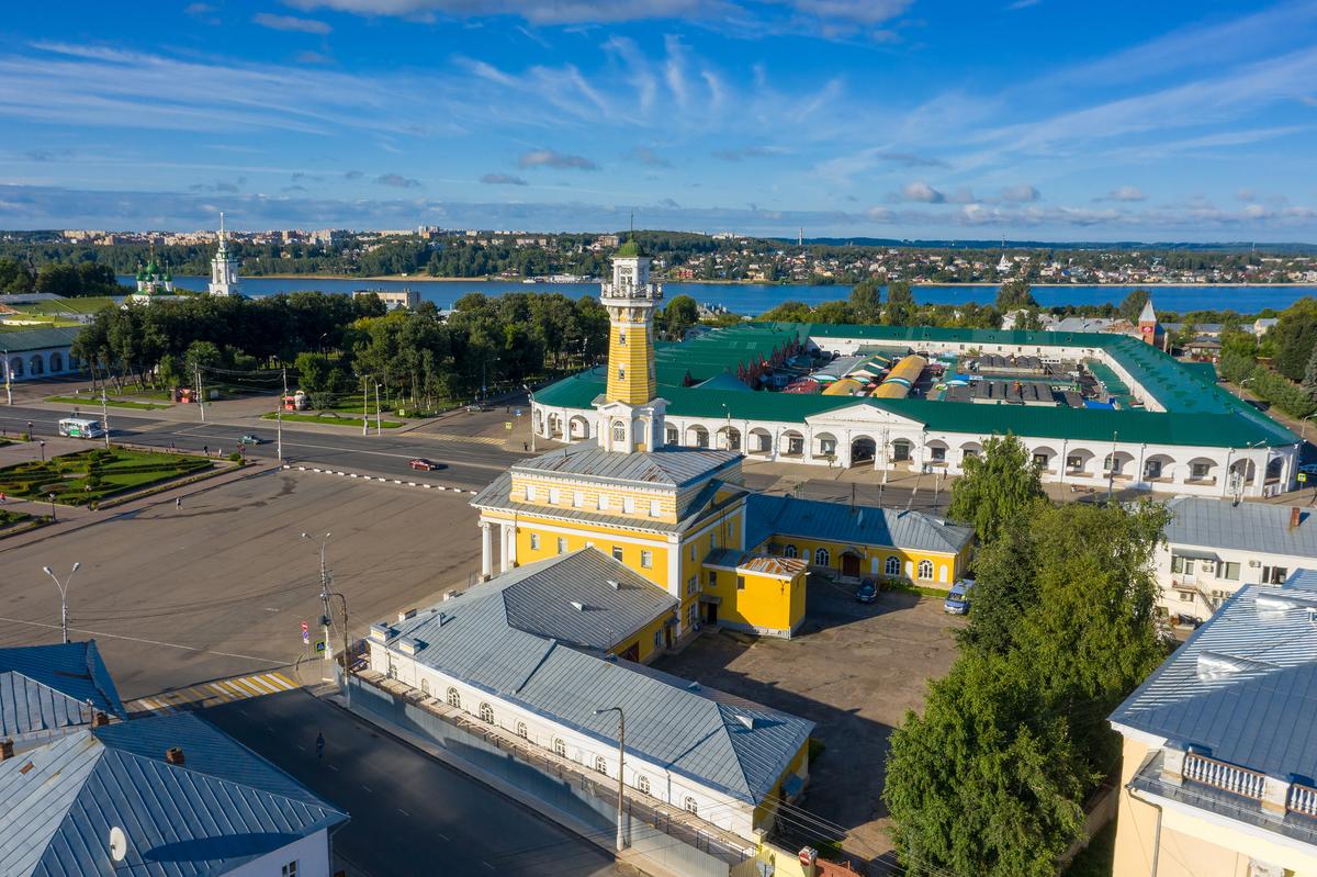 Пожарная каланча в историческом центре Костромы