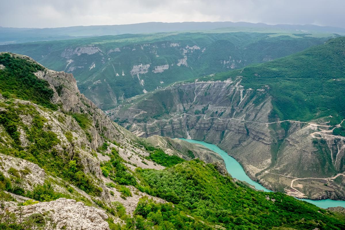 Живописный пейзаж Сулакского каньона в Дагестане