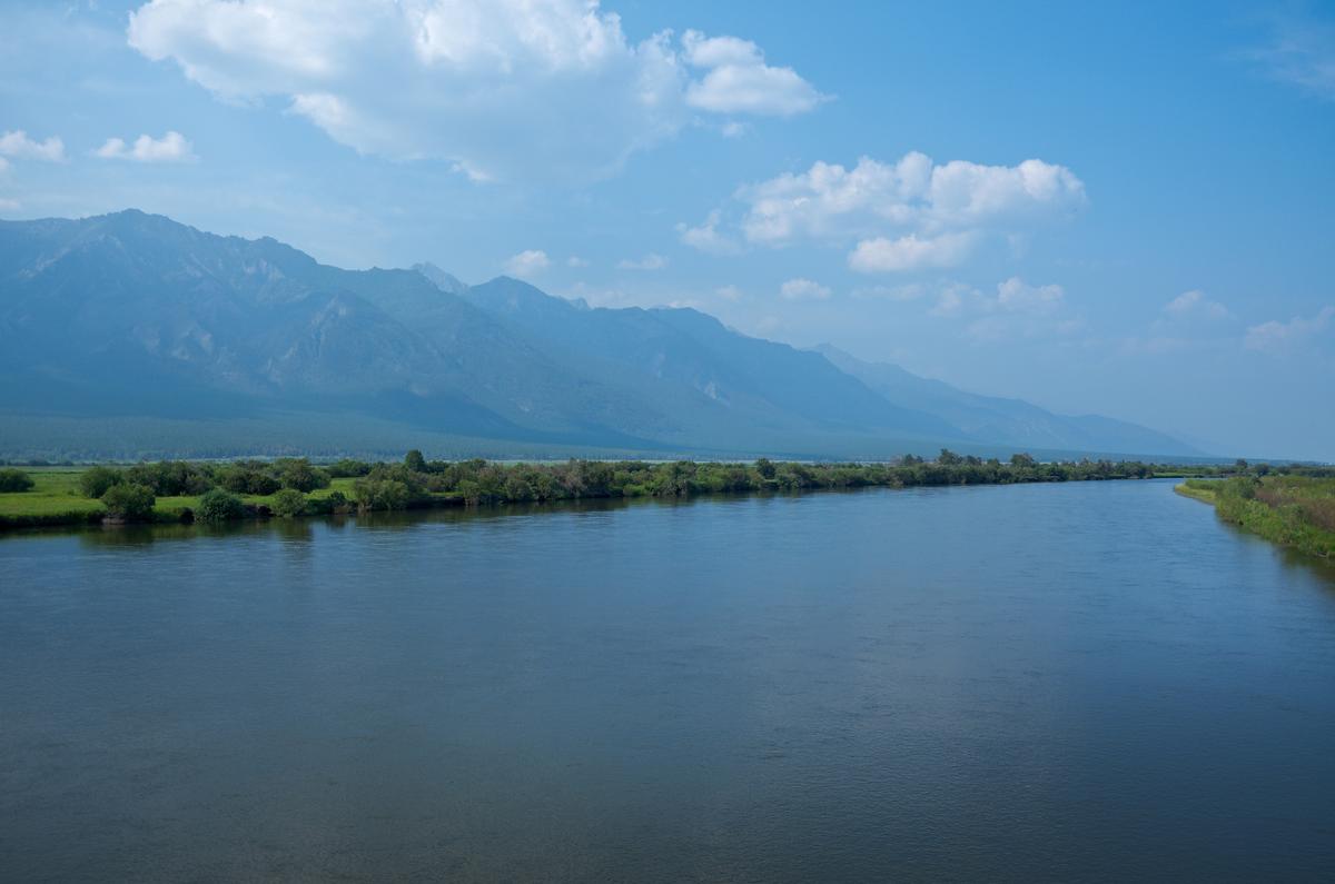 Река Баргузин