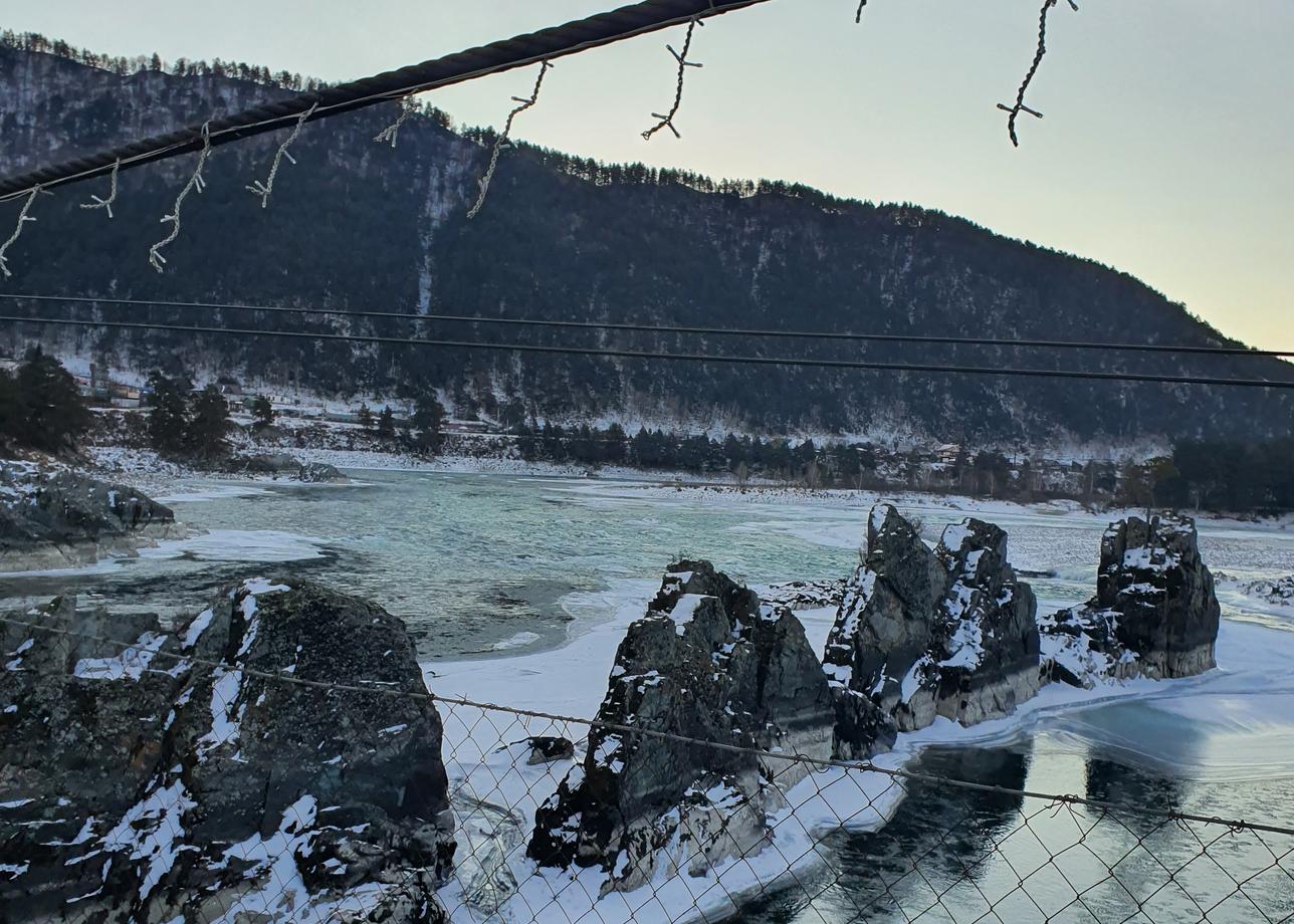 Была в Новогоднем туре, впечатления невероятные. Прекрасный Алтай, сильные и красивые кони, очень послушные, уютные домики
