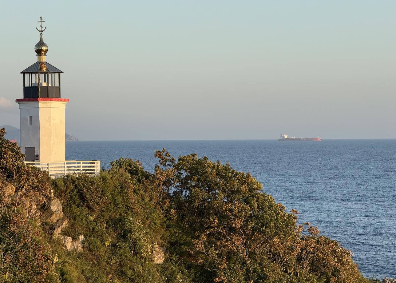 Я очень рада, что выбрала тур с посещением не только Владивостока, но и Находки, так как этот город меня тоже поразил своими пляжами)))