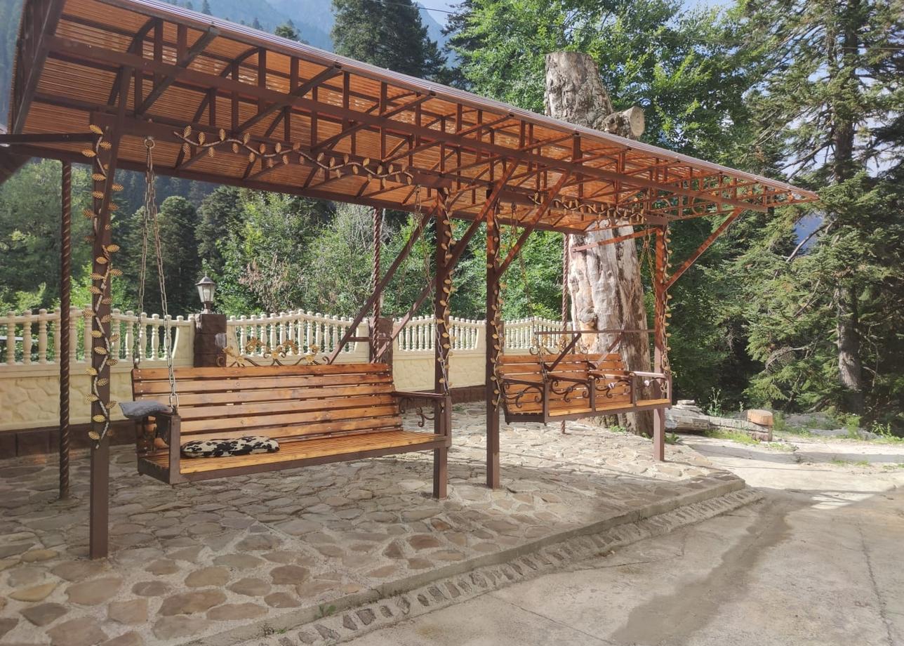 Гостевой дом «Айс Черри Домбай»