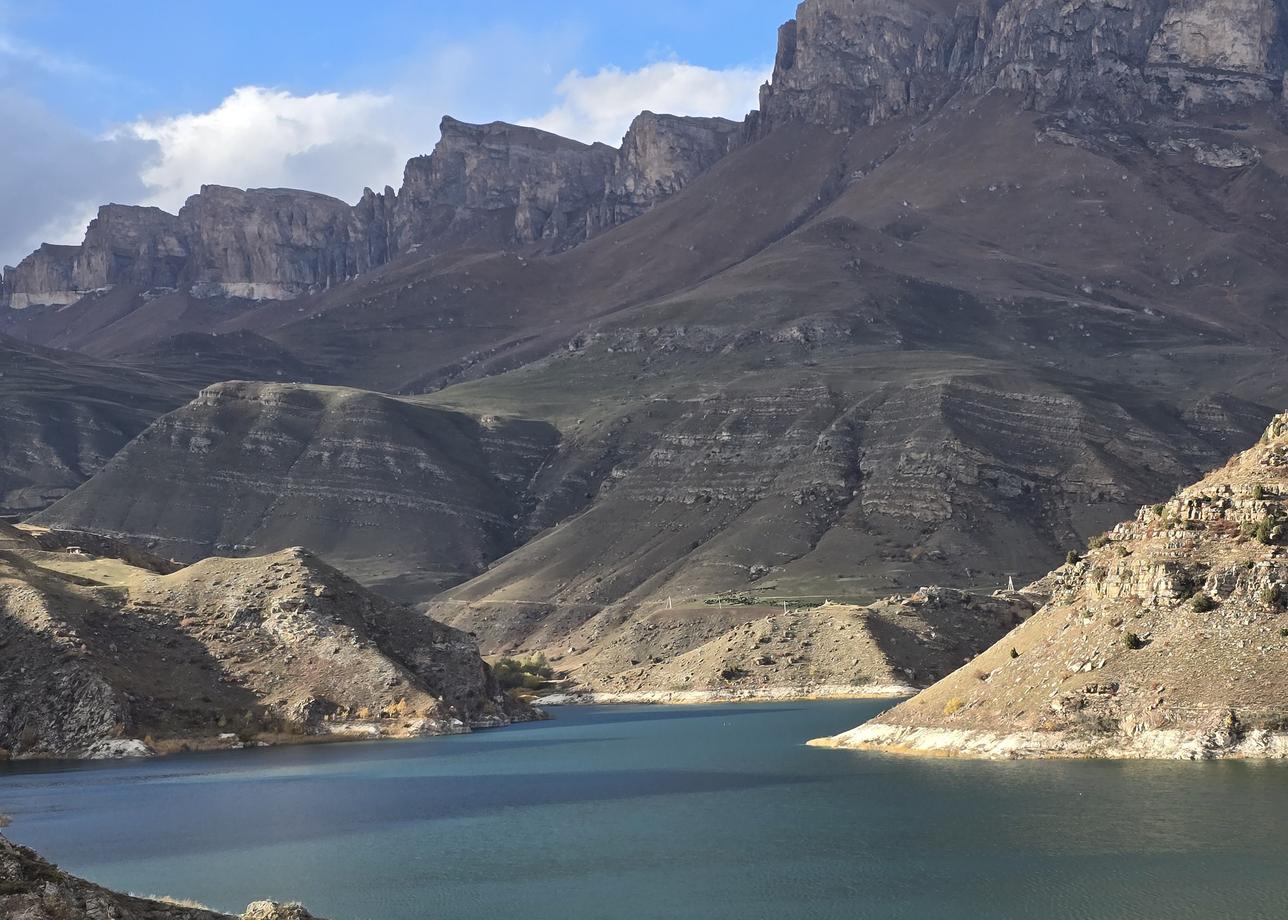 Это было моё первое знакомство с туром, подобного формата (треккинг, прошло оно весьма удачно. Давно уже