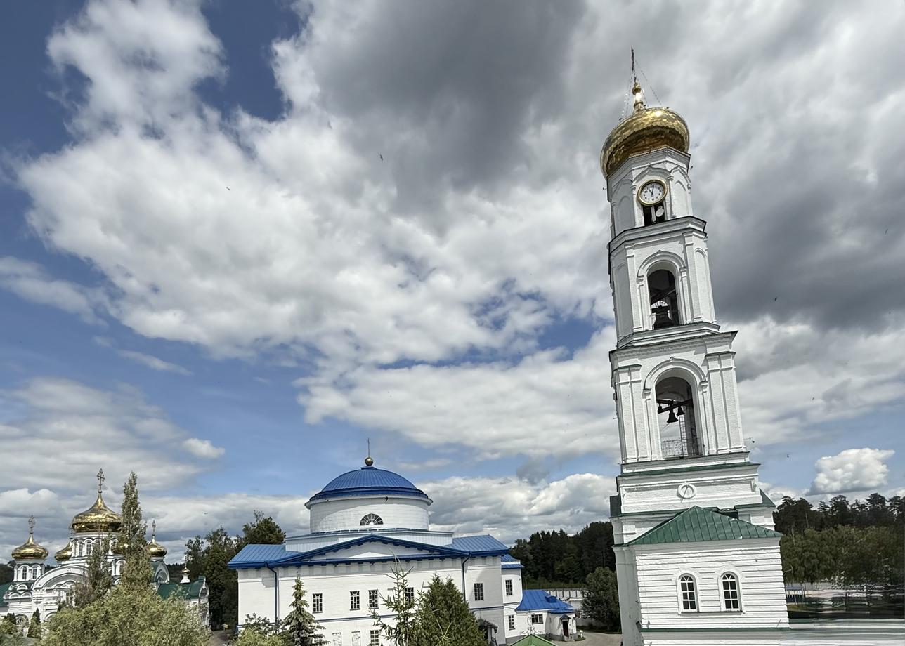 На днях вернулись с четырехдневного тура. Посетили с семьей республику Татарстан. Побывали во многих местах республики,