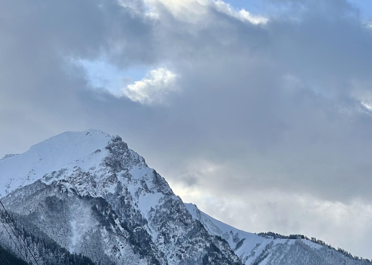 Содержимое тура понравилось, горячие источники в первый день после прилета - особенный кайф.