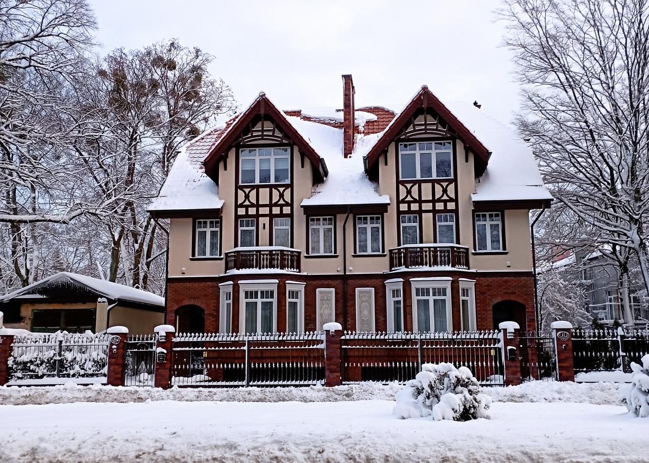 "Новый год в сердце Калининграда" удался! Прекрасно организован, никаких сбоев. Очень хорошие экскурсоводы, грамотные с хорошей
