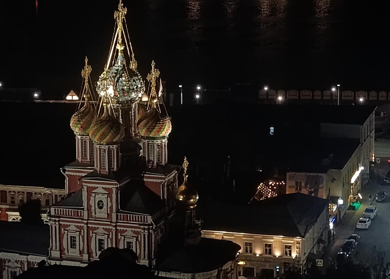 Тур интересный, разнообразный, с погодой повезло, лишь в один день нас дождь застал во время прогулок по Нижнему Новгороду.