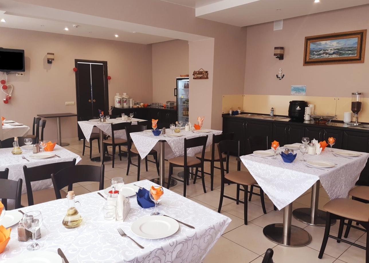 Гостиница «Маяк»