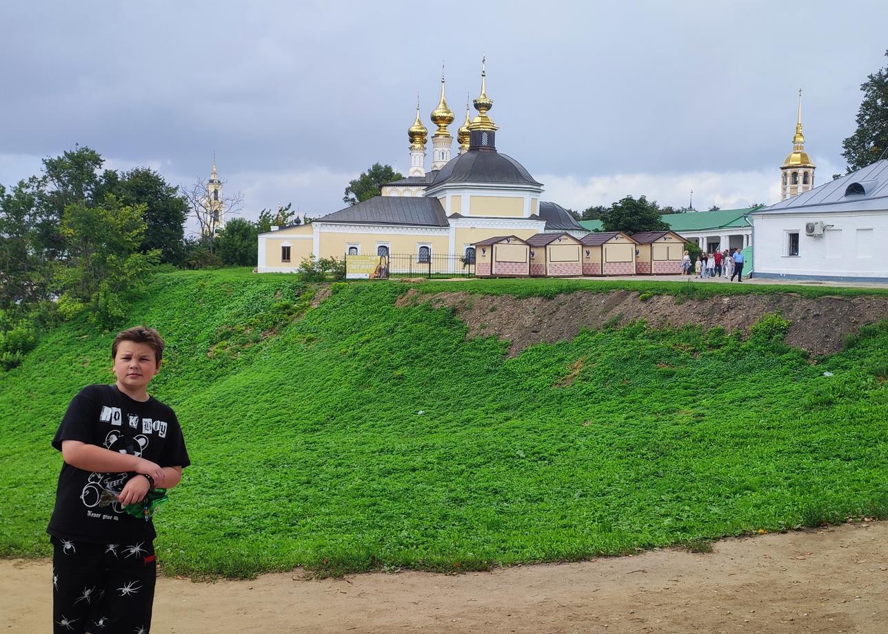 Замечательный тур! Грамотное и вежливое сопровождение операторов до начала поездки. Отличные экскурсии, внимательный водитель, хороший автобус