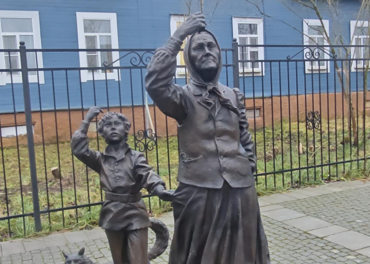 Поездка тур Псков, Изборск, Печеры - 2 дня. Спасибо Марии за экскурсию по Пскову, за профессионализм