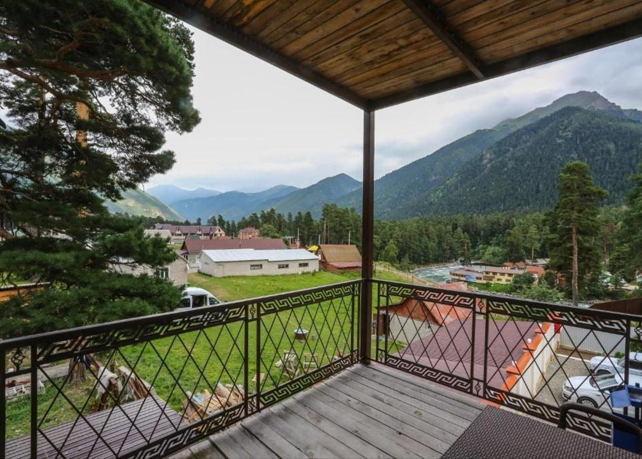 Отель «Кавказ»