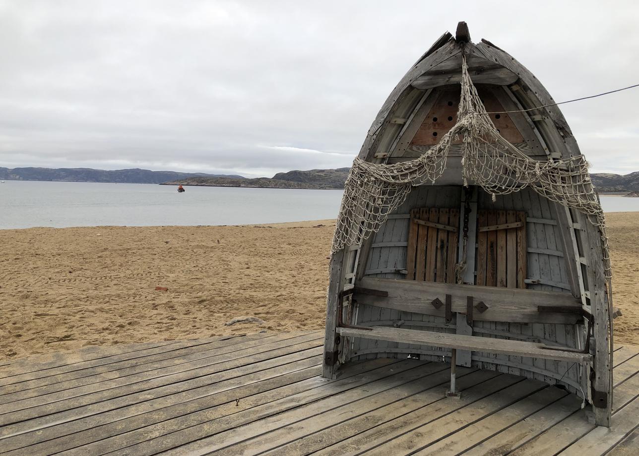 Интересный тур, природа севера впечатляет, Баренцево море бескрайнее. Довольно плотно были заполнены все три дня. Гид