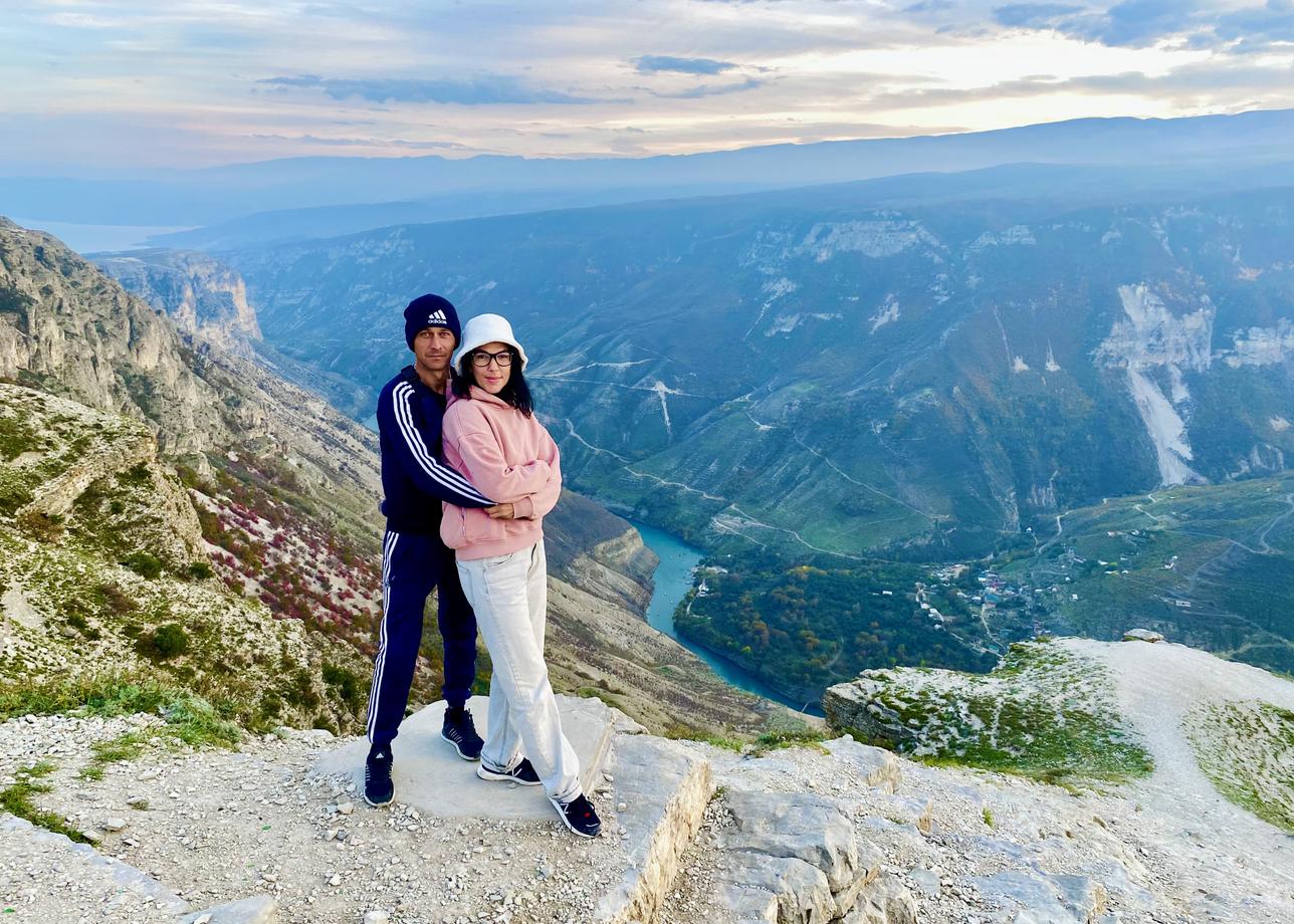 Их очень много. Все положительные 👍