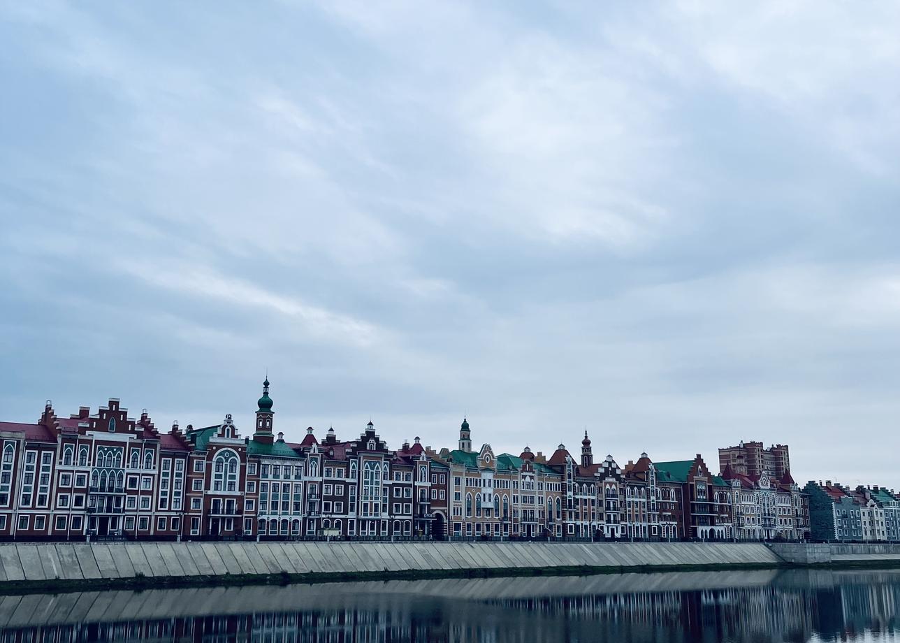 20-го октября 2025 я совершила поездку из Казани в Йошкар-Олу на комфортном и чистом автобусе. Всё