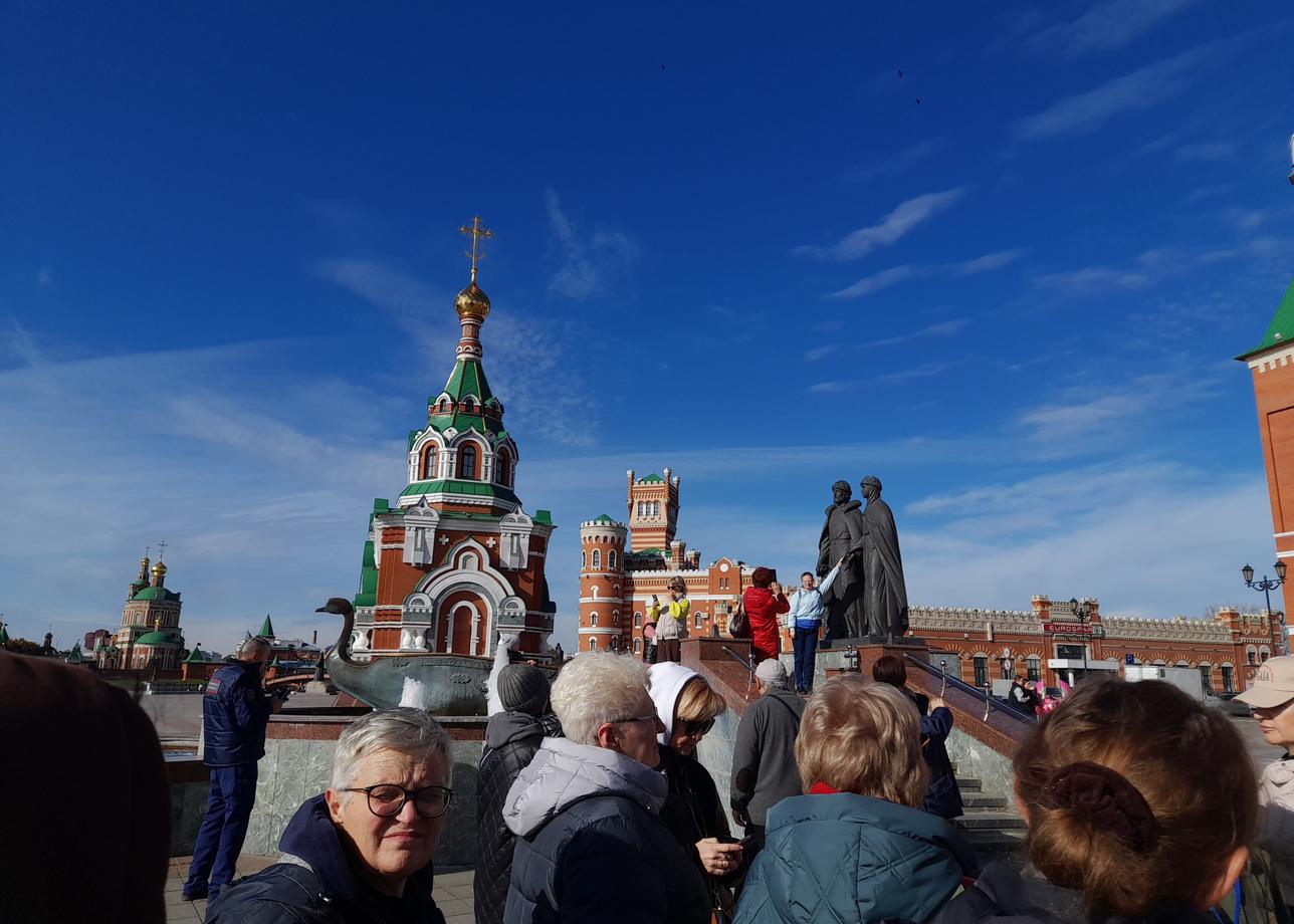 Поездка прошла на отлично. Спасибо большое организаторам, гиду-экскурсоводу Елене Владимировне особенно. Самые теплые воспоминания, просто наш