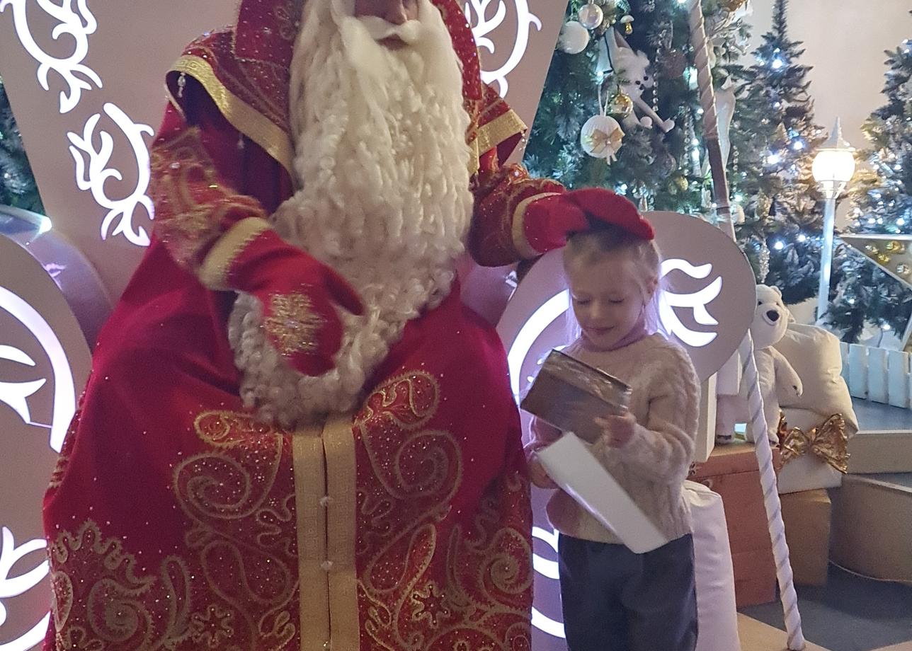 Ездили отдыхать на осенние каникулы компанией из 5 человек. Отдых прошел на 5 звезд, встретили и