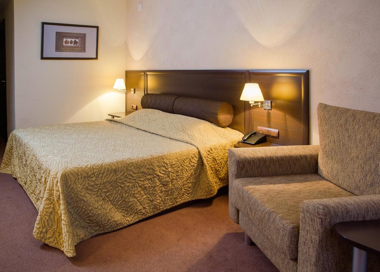 Отель «Атриум»