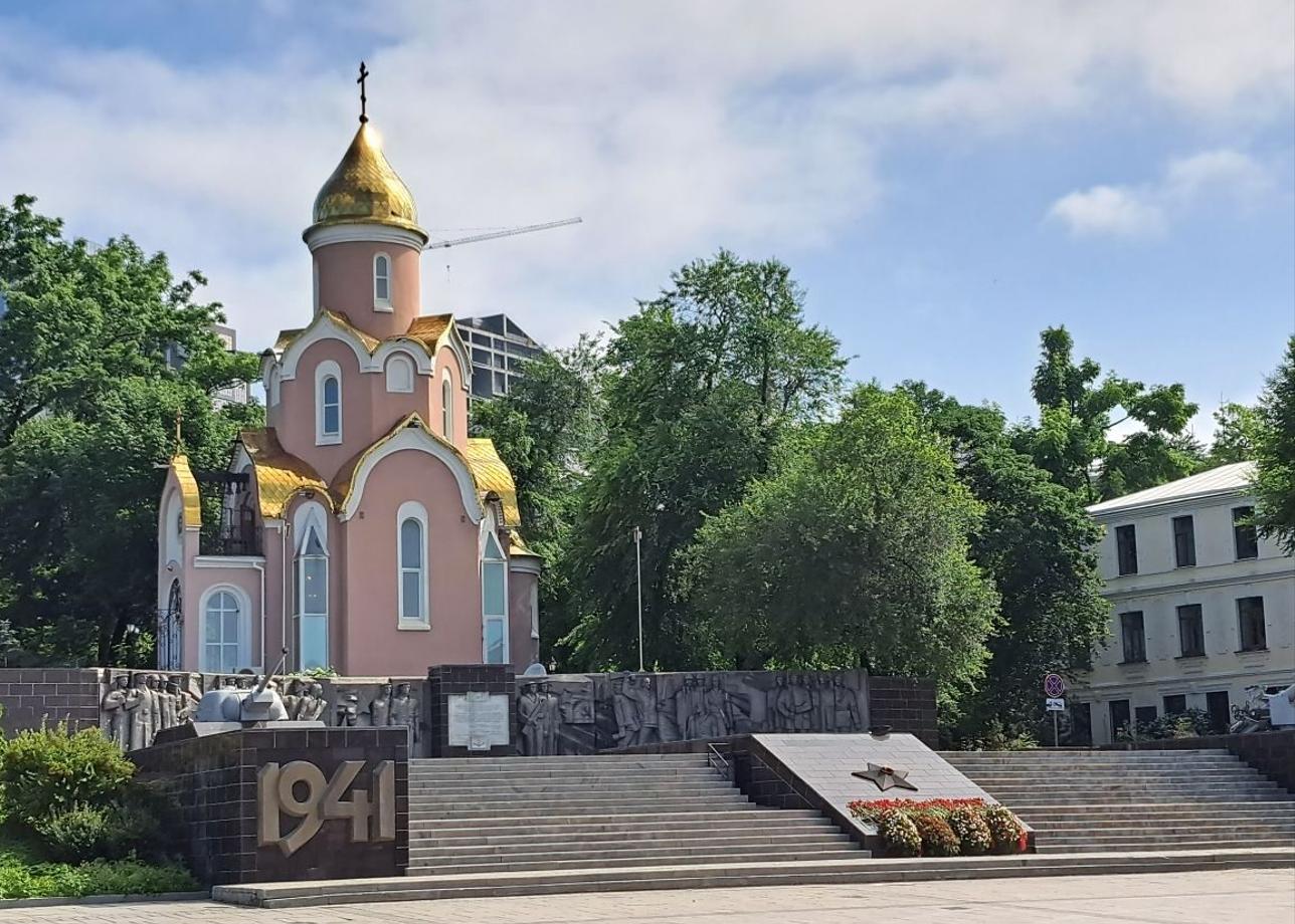 Экскурсии были интересные, повезло с экскурсоводами. Всю программу можно пройти за четыре дня, а остальное время