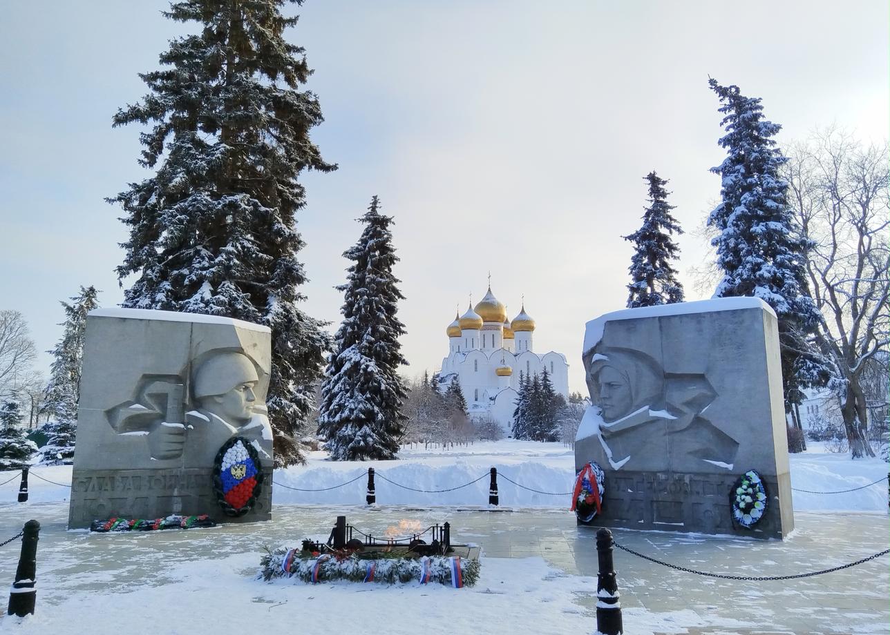 Интересная программа, красивые города, улочки. Жалко, было очень морозно и не удалось провести на улице больше времени и полюбоваться красотами.