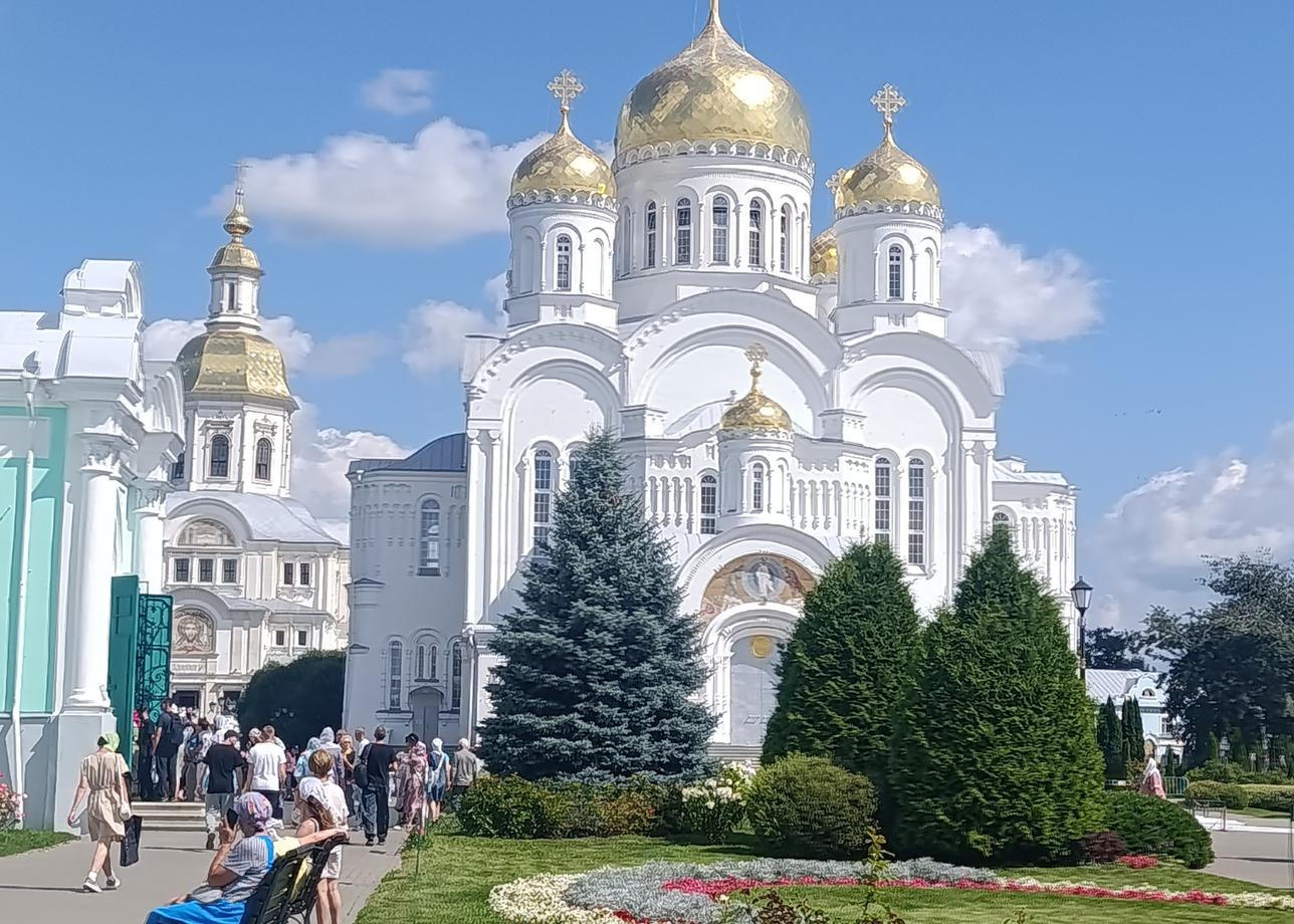 Тур интересный, разнообразный, с погодой повезло, лишь в один день нас дождь застал во время прогулок по Нижнему Новгороду.